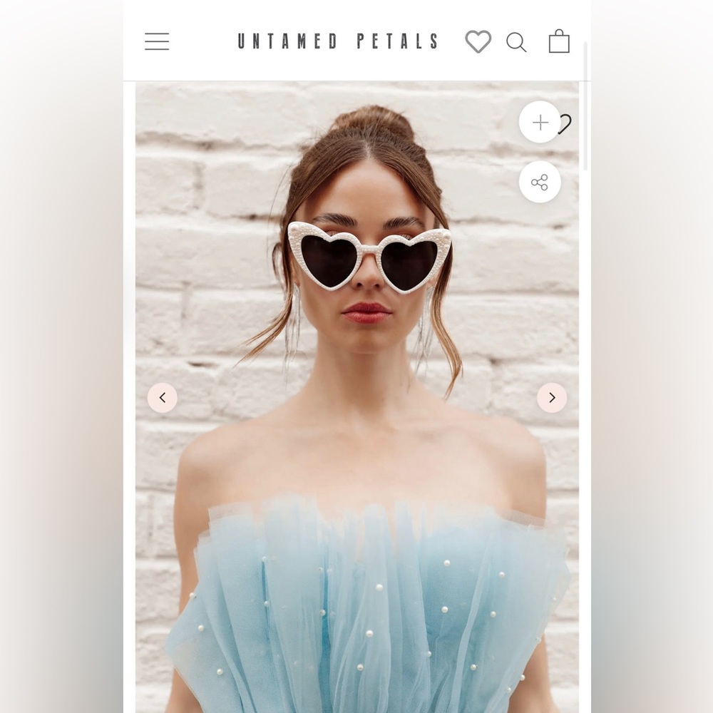 Untamed Petals White Pearl Heart Shaped Sunglasses